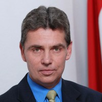 Éger István